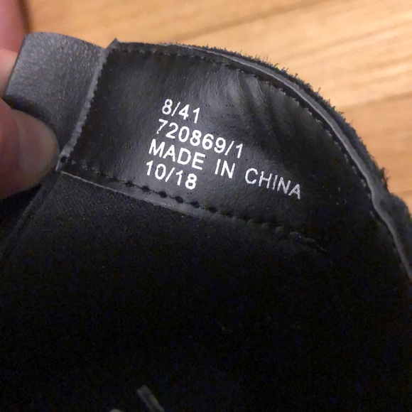 River island black booties with gold buckle - Picture 3 of 5